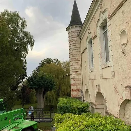 Le Chateau Rouge *