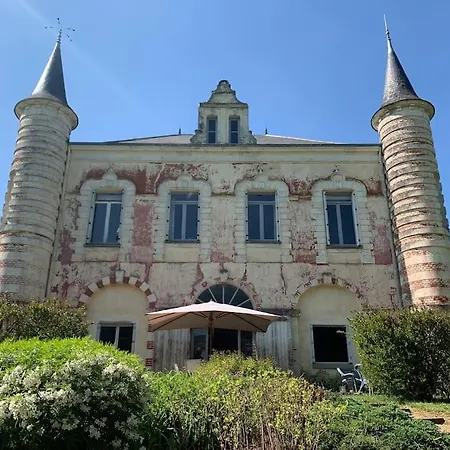 Le Chateau Rouge