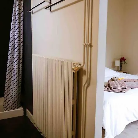 Le Chateau Rouge Ecommoy